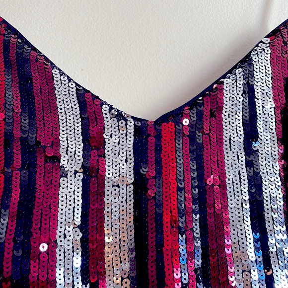 NWT (S)(M)(L)Bar lll red and silver sequined stripe shift mini party dress - Picture 4 of 11